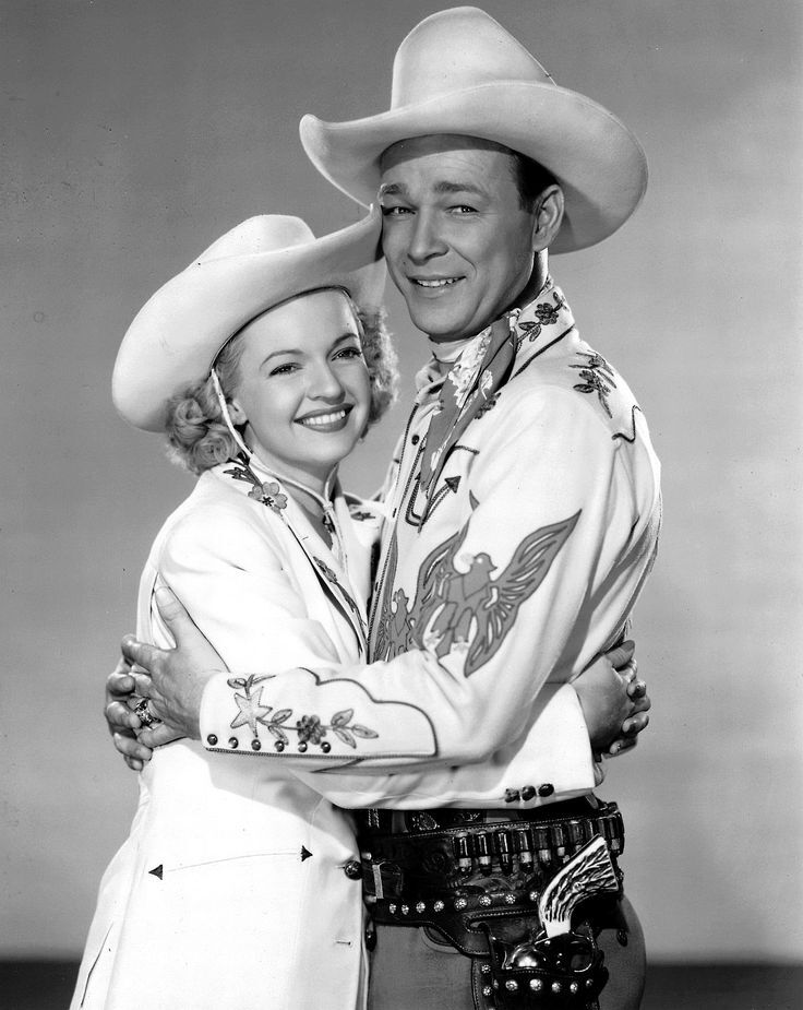 Roy_Rogers_and_Dale_Evans7qlf5.jpg