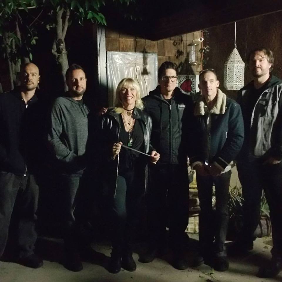 ghost_adventures_crew_and_meac1pu.jpg