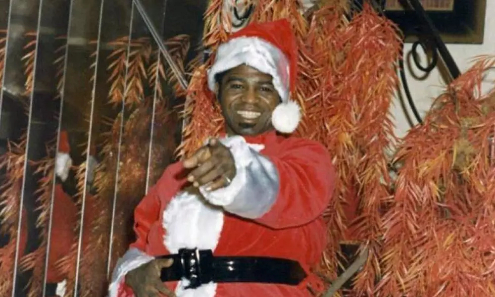 James-Brown-Christmas-photo-1000_-_copie7e156...